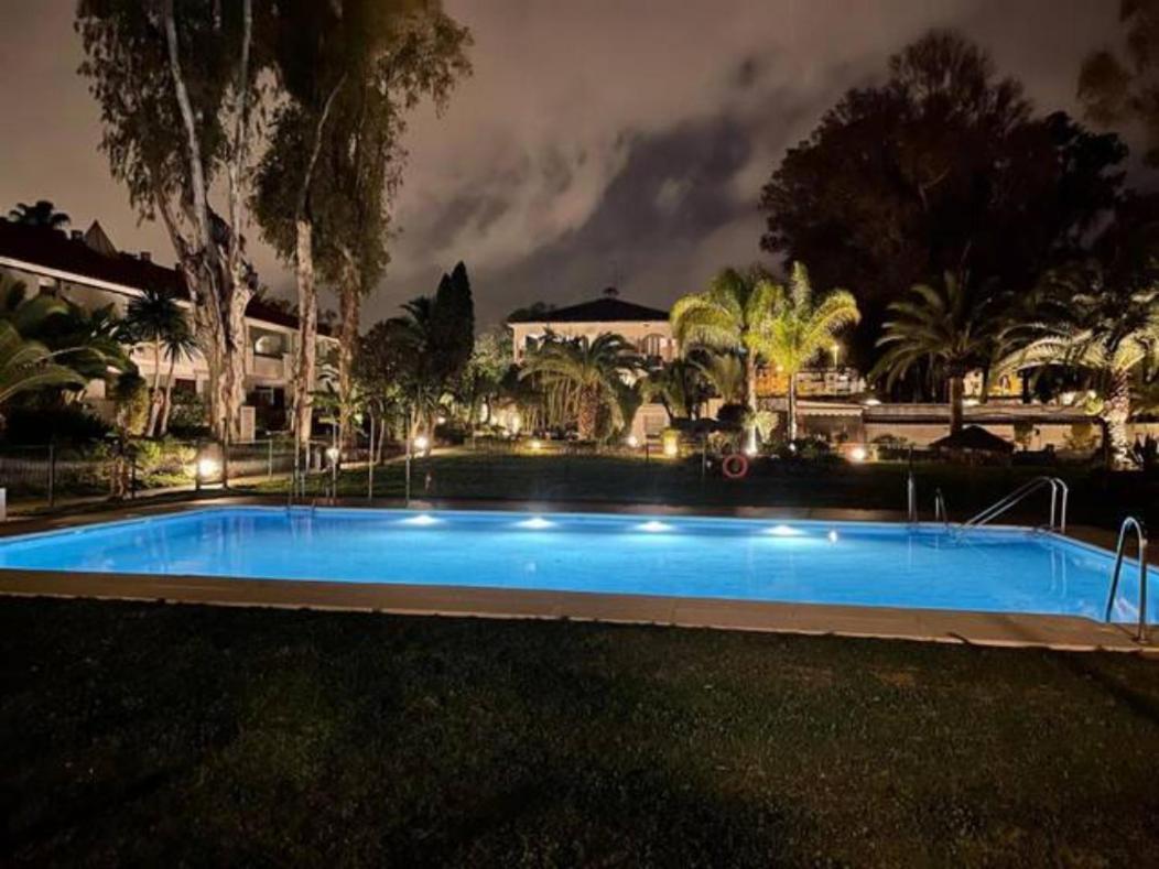 Puerto Banus Apartment Near Beachfront, Sunny Terrace, Pool, Tennis Court, Parking And Movies Projector Marbella Exteriér fotografie